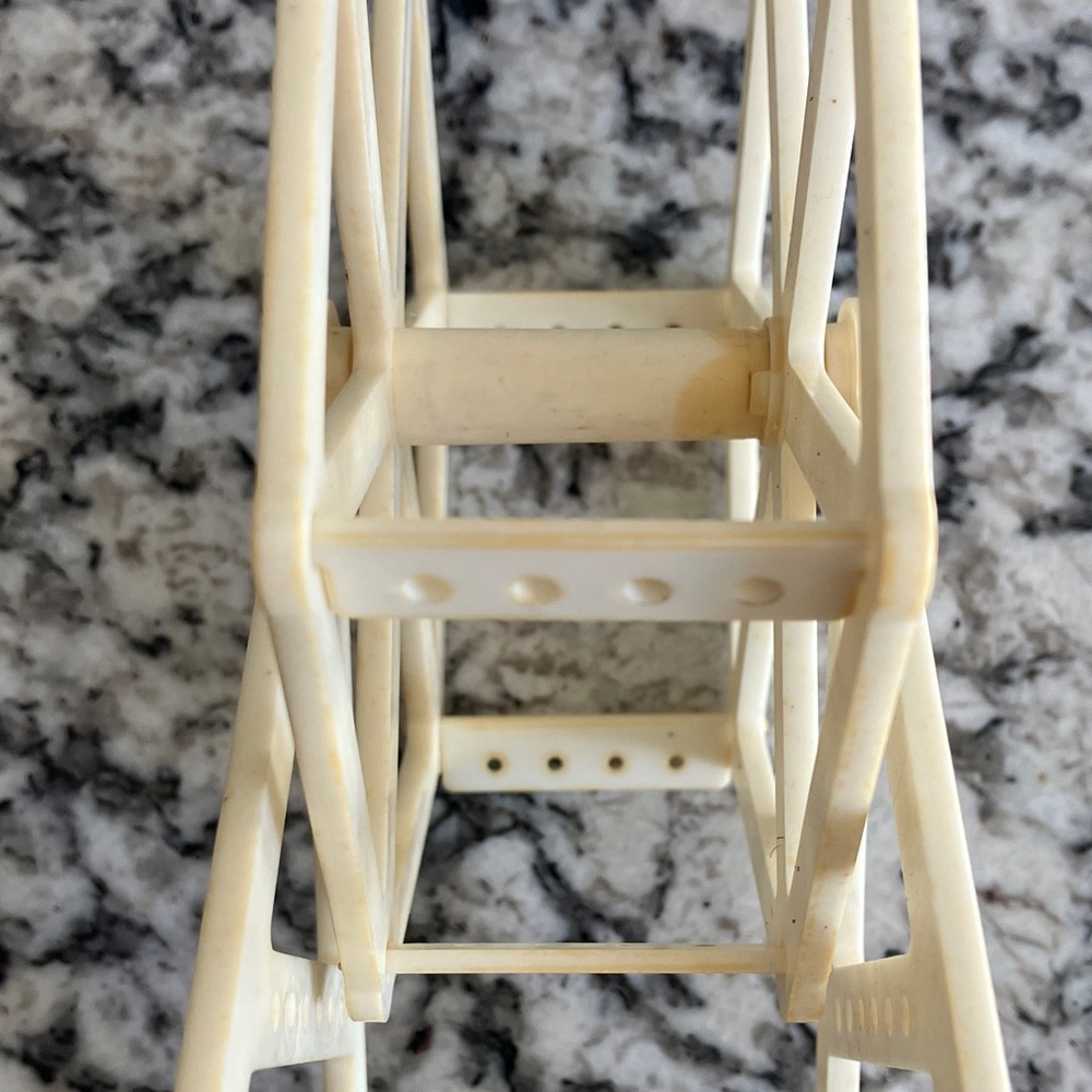 Vintage Ferris Wheel Earring Stand - Picture 6 of 8